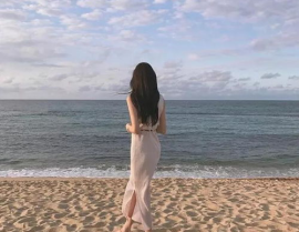 背影唯美女图片,背影中的女性魅力与意境”